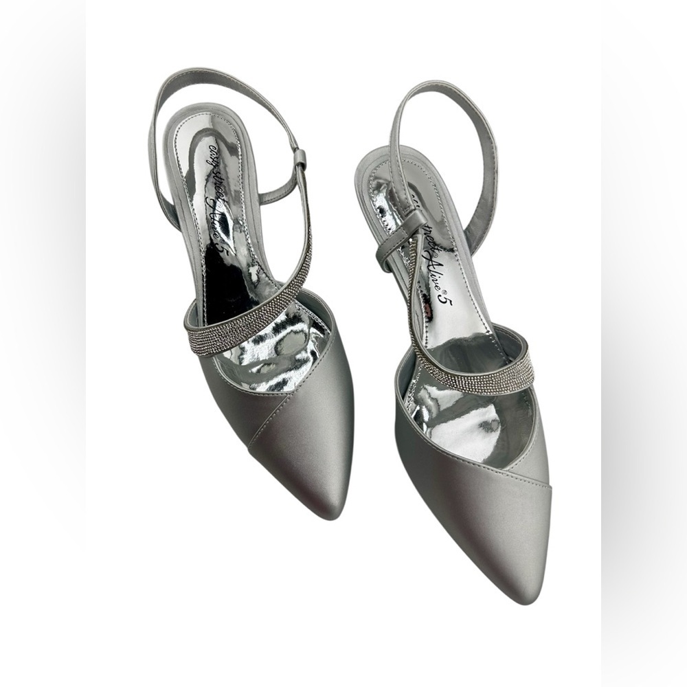 Easy Street “Emerald” Silver Satin Heels – Size 7.5 WW – Rhinestone Strap - Picture 2 of 7